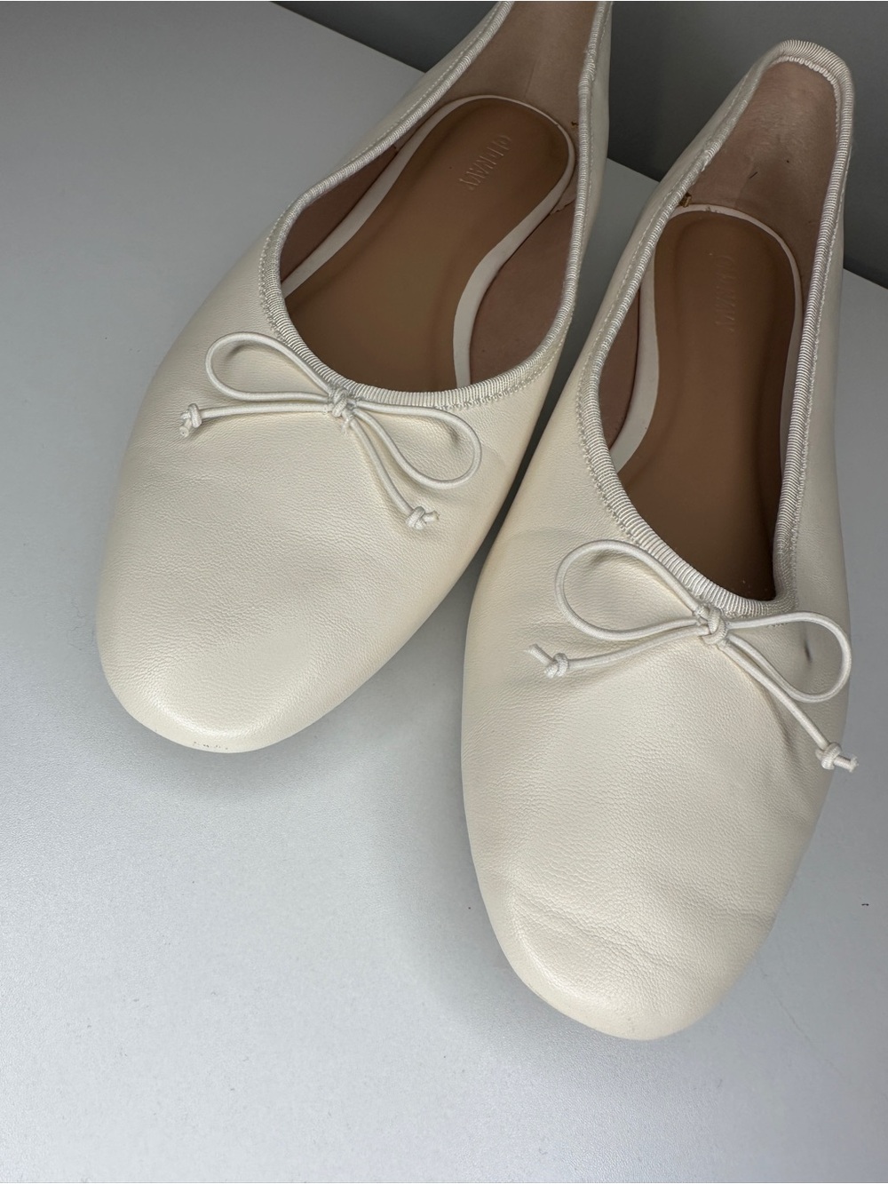 Old Navy Ivory Ballet Flats with Bow Accent
